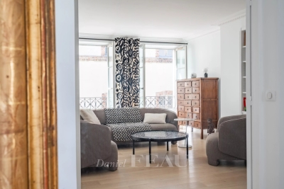 Appartement &agrave; vendre &agrave; PARIS 7EME Ecole Militaire - 4 pi&egrave;ces - 68 m&sup2; 