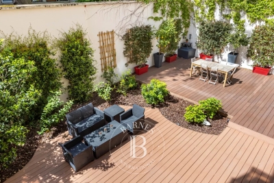 Appartement &agrave; vendre &agrave; NEUILLY SUR SEINE  - 5 pi&egrave;ces - 155 m&sup2; 