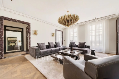 Appartement &agrave; vendre &agrave; PARIS 1ER  - 5 pi&egrave;ces - 163 m&sup2; 