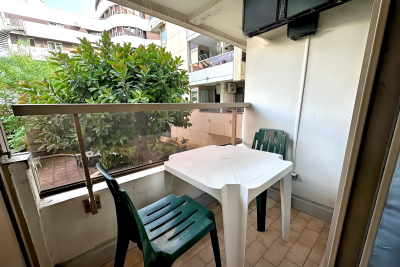 Appartement &agrave; louer &agrave; JUAN-LES-PINS  - 1 pi&egrave;ces - 24 m&sup2; 