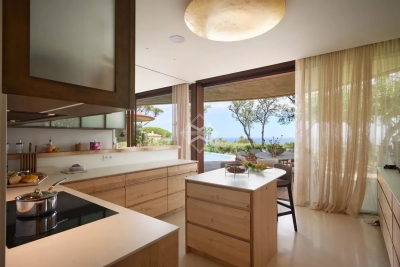 Villa à Ramatuelle &agrave; louer à partir de 135 000 € / semaine, Photo 8