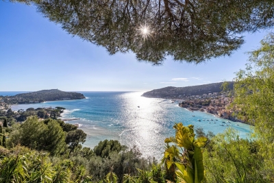 Appartement &agrave; vendre &agrave; VILLEFRANCHE-SUR-MER  - 5 pi&egrave;ces - 290 m&sup2; 
