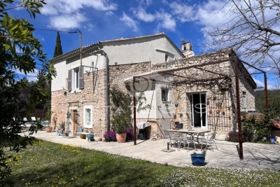 Maison &agrave; vendre &agrave; LE ROURET  - 6 pi&egrave;ces - 202 m&sup2; 