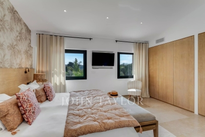 Villa in Saint-Tropez for rental from 17 500 € / week, Photo 18