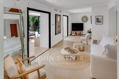 Villa in Saint-Tropez for rental from 17 500 € / week, Photo 9