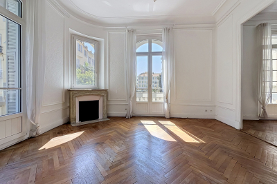 Appartement &agrave; vendre &agrave; NICE  - 4 pi&egrave;ces - 113 m&sup2; 