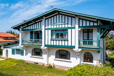 Maison &agrave; vendre &agrave; BIARRITZ  - 6 pi&egrave;ces - 345 m&sup2; 