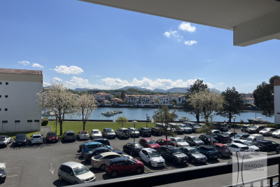 Appartement &agrave; vendre &agrave; ST-JEAN-DE-LUZ  - 3 pi&egrave;ces - 74 m&sup2; 