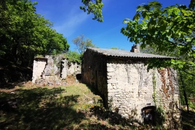 Maison &agrave; vendre &agrave; ST-PAUL-TROIS-CHÂTEAUX  - 5 pi&egrave;ces - 196 m&sup2; 