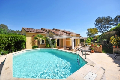 Maison &agrave; vendre &agrave; VALBONNE  - 6 pi&egrave;ces - 173 m&sup2; 