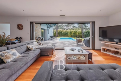 Villa à Pyla sur Mer &agrave; louer à partir de 8 175 € / semaine, Photo 4