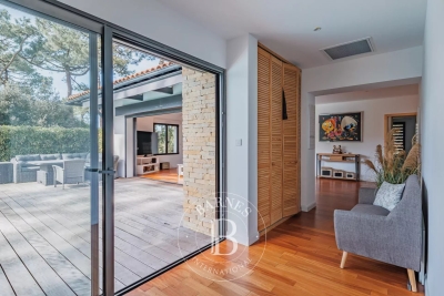 Villa à Pyla sur Mer &agrave; louer à partir de 4 600 € / semaine, Photo 8
