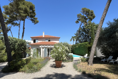 Maison &agrave; vendre &agrave; LE BRUSC  - 6 pi&egrave;ces - 155 m&sup2; 