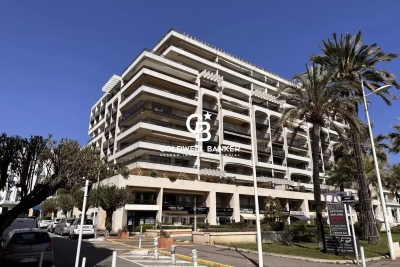 Appartement &agrave; vendre &agrave; ANTIBES  - 4 pi&egrave;ces - 91 m&sup2; 