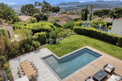 Maison &agrave; vendre &agrave; LE CANNET  - 6 pi&egrave;ces - 247 m&sup2; 