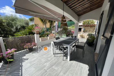 Maison &agrave; vendre &agrave; VENCE  - 6 pi&egrave;ces - 150 m&sup2; 