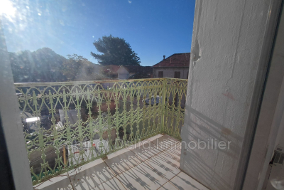 Appartement &agrave; louer &agrave; TOULON  - 3 pi&egrave;ces - 65 m&sup2; 