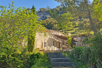 Maison &agrave; vendre &agrave; OPPÈDE  - 7 pi&egrave;ces - 200 m&sup2; 