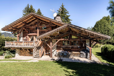 Maison &agrave; louer &agrave; MEGÈVE  - 6 pi&egrave;ces - 325 m&sup2; 
