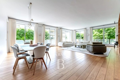 Appartement &agrave; vendre &agrave; NEUILLY SUR SEINE  - 4 pi&egrave;ces - 164 m&sup2; 