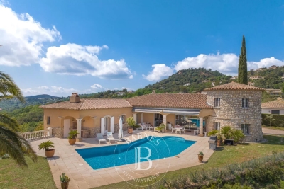 Maison &agrave; vendre &agrave; MANDELIEU-LA-NAPOULE La Maure-Super Cannes - 8 pi&egrave;ces - 518 m&sup2; 