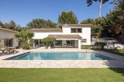 Maison &agrave; vendre &agrave; ANTIBES   - 302 m&sup2; 