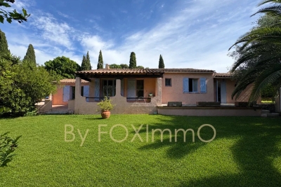 House for sale in GRASSE  - 6 rooms - 174 m&sup2; 