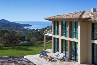 Villa à La Croix-Valmer &agrave; louer à partir de 80 000 € / semaine, Photo 3