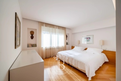 Appartement à Cannes &agrave; louer à partir de 10 700 € / semaine, Photo 5
