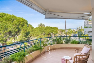Appartement à Cannes &agrave; louer à partir de 10 700 € / semaine, Photo 8