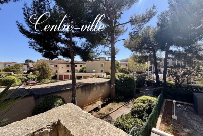 Appartement &agrave; vendre &agrave; SANARY-SUR-MER  - 2 pi&egrave;ces - 44 m&sup2; 