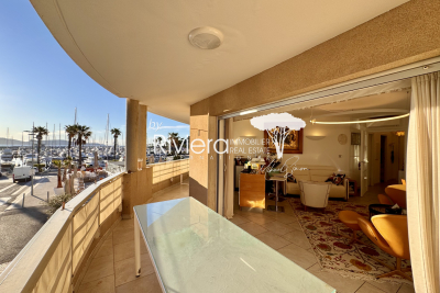 Appartement &agrave; vendre &agrave; CAVALAIRE-SUR-MER  - 4 pi&egrave;ces - 73 m&sup2; 