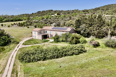 Maison &agrave; vendre &agrave; MALAUCÈNE  - 10 pi&egrave;ces - 360 m&sup2; 