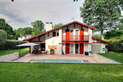 Maison &agrave; vendre &agrave; BASSUSSARRY  - 6 pi&egrave;ces - 120 m&sup2; 