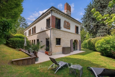 Maison &agrave; vendre &agrave; GARCHES  - 7 pi&egrave;ces - 133 m&sup2; 