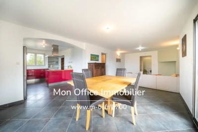 Maison &agrave; vendre &agrave; CHORGES  - 6 pi&egrave;ces - 190 m&sup2; 