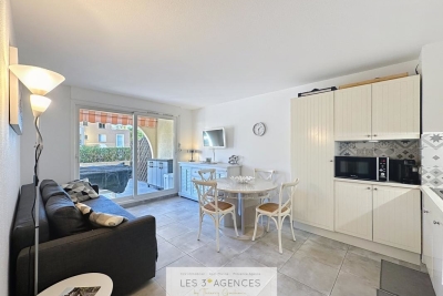 Appartement &agrave; vendre &agrave; CAVALAIRE-SUR-MER  - 3 pi&egrave;ces - 39 m&sup2; 