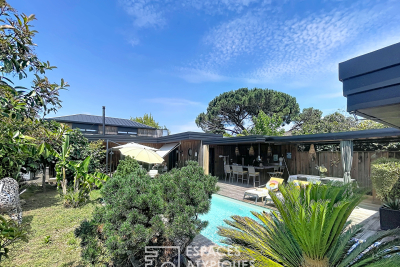 Maison &agrave; vendre &agrave; VILLENAVE-D'ORNON  - 7 pi&egrave;ces - 190 m&sup2; 