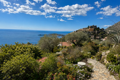 terrain &agrave; vendre &agrave; EZE  - 4 pi&egrave;ces - 1175 m&sup2; 