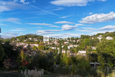 Maison &agrave; vendre &agrave; VALBONNE Caucade - 7 pi&egrave;ces - 330 m&sup2; 