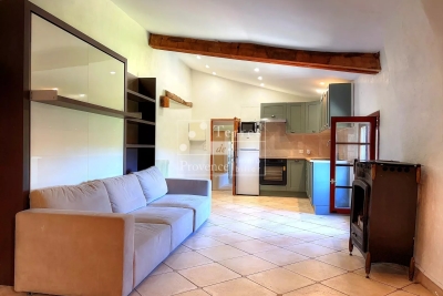 Appartement &agrave; vendre &agrave; TOURTOUR  - 2 pi&egrave;ces - 65 m&sup2; 