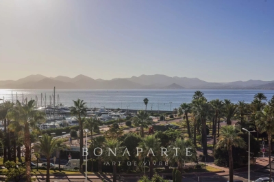 Appartement &agrave; vendre &agrave; CANNES  - 4 pi&egrave;ces - 99 m&sup2; 