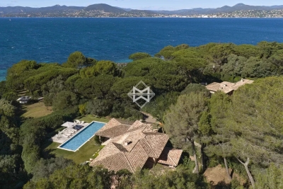 Villa à Saint-Tropez &agrave; louer à partir de 65 000 € / semaine, Photo 1