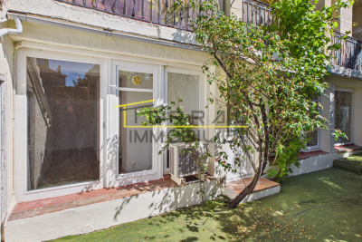 Bien &agrave; vendre &agrave; VALRÉAS  - 10 pi&egrave;ces - 250 m&sup2; 