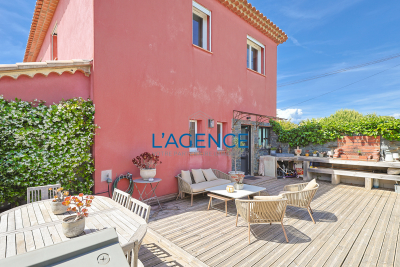 Appartement &agrave; vendre &agrave; HYÈRES  - 3 pi&egrave;ces - 85 m&sup2; 