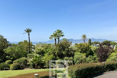 Appartement &agrave; vendre &agrave; CANNES  - 3 pi&egrave;ces - 137 m&sup2; 