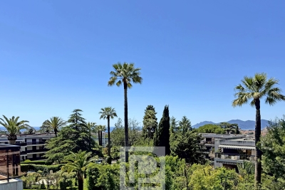 Appartement &agrave; vendre &agrave; CANNES  - 3 pi&egrave;ces - 74 m&sup2; 