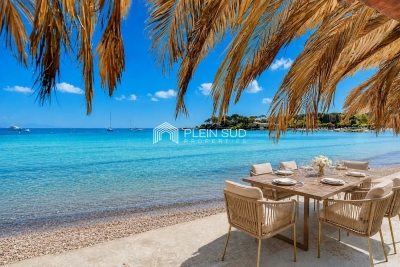 Maison &agrave; vendre &agrave; CAP D'ANTIBES  - 5 pi&egrave;ces - 135 m&sup2; 