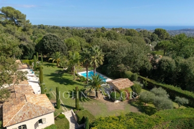 Villa in La Colle-sur-Loup for rental from 14 000 € / week, Photo 2