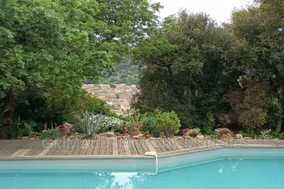 Maison &agrave; vendre &agrave; LA GARDE-FREINET La Garde-Freinet - 7 pi&egrave;ces - 213 m&sup2; 